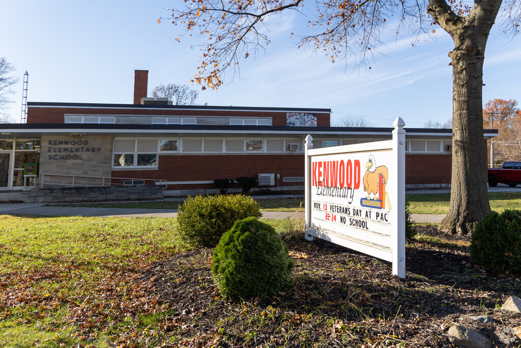 Kenwood Elementary School, Rankings & Reviews - Homes.com