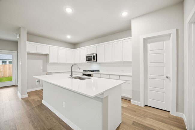 1432 Ranchero Rodeo Rd, Haslet, TX 76052 - photo 5