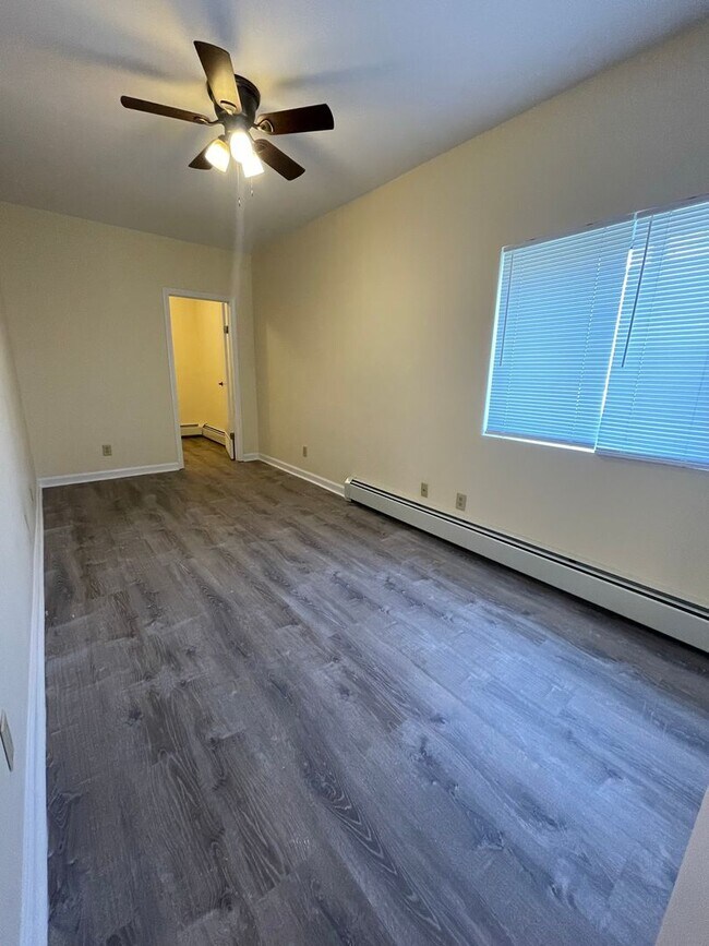 68 Chase St unit A, Burlington, VT 05401 - photo 6