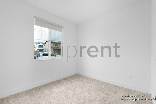 4785 Happy Hallow Dr, Folsom, CA 95630 - photo 2