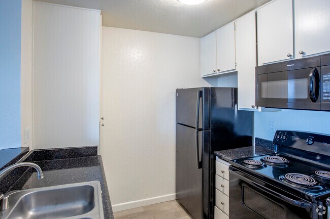 Elan Poway Hills, Poway, CA 92064 - photo 2