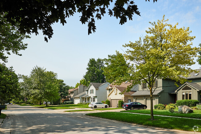 Colonial-style homes with attached garages appear throughout Kimberly Hills.