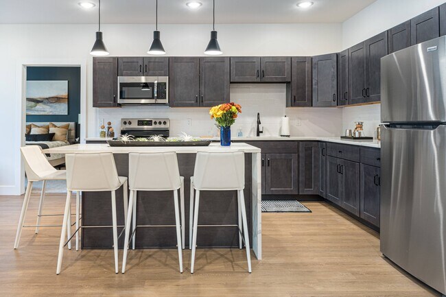 Fulton Landing, Poughkeepsie, NY 12601 - photo 4