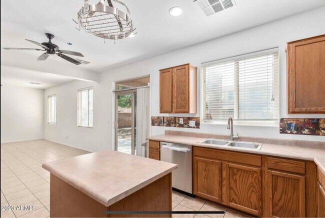 6935 W Carson Rd, Laveen, AZ 85339 - photo 6