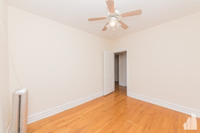 947 W Cornelia Ave unit 3449-GDN, Chicago, IL 60657 - photo 4