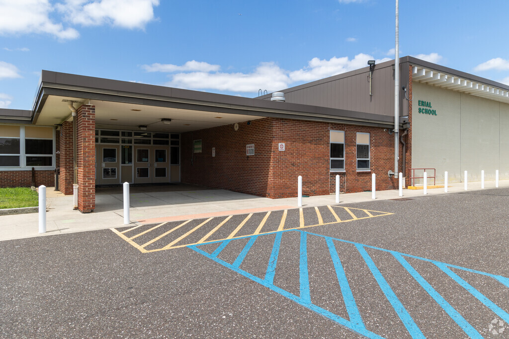 Erial Elementary School has students in PK-5th grades.