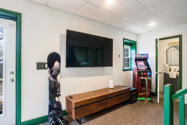 2964 Hopkins Dr unit ID1042672P, McGaheysville, VA 22840 - photo 5