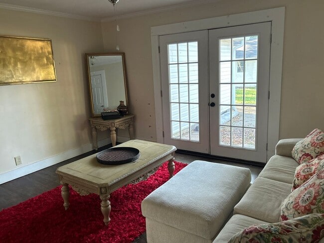 707 E Mcintosh Rd, Griffin, GA 30223 - photo 2