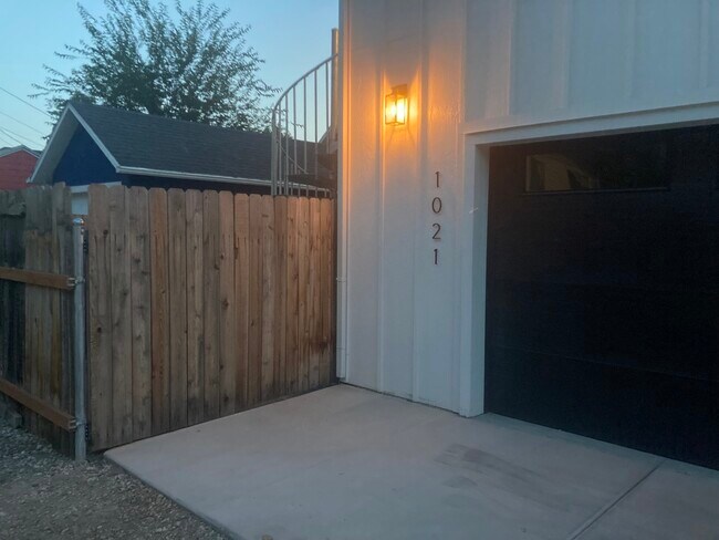 1021 S 1000 E unit 1021 2, Salt Lake City, UT 84105 - photo 6