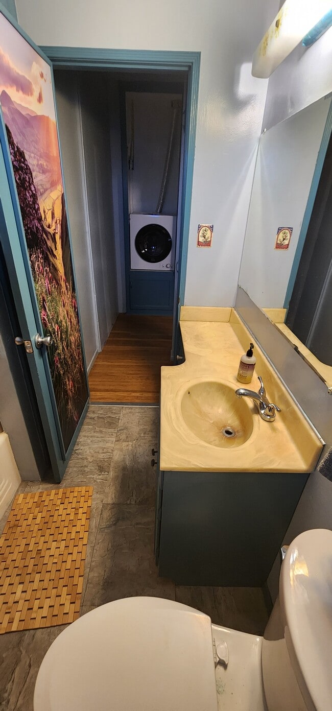 2631 E Ocean Ave unit Ventura midtown, Ventura, CA 93003 - photo 7