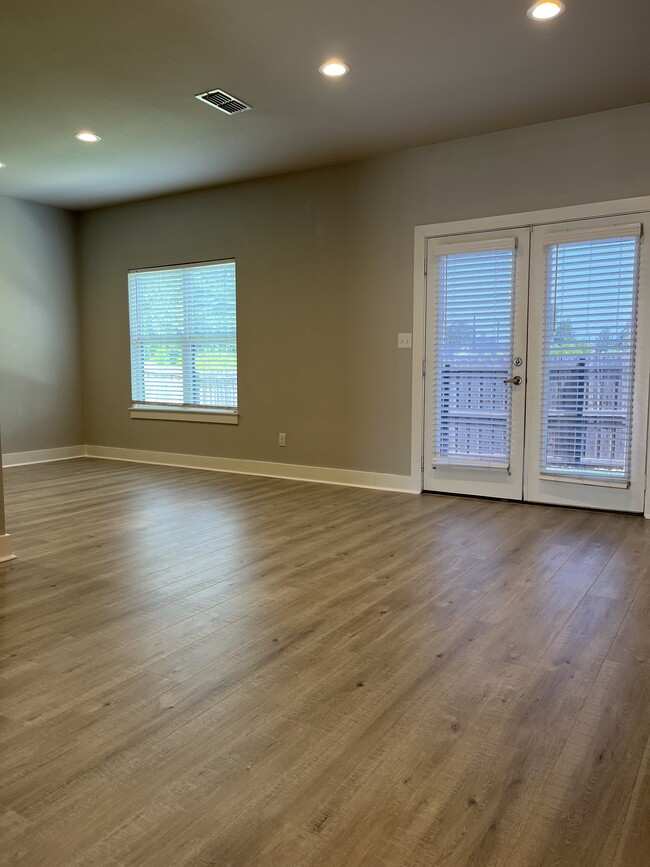 Living/Dining