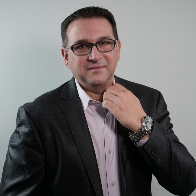 Agent Photo