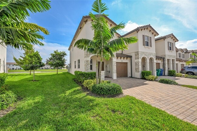 12705 NW 23rd Place, Miami Shores, FL 33167 - photo 2
