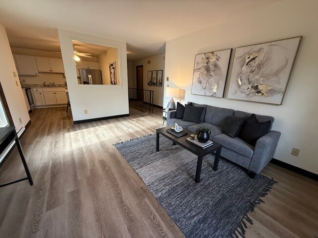 805 Brandie Rd unit 805, Madison, WI 53714 - photo 5