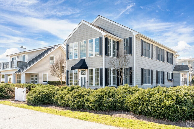 Split Level Beachfront Home Windows North End Virginia Beach