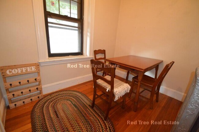 1247 Beacon St unit 3, Brookline, MA 02446 - photo 7