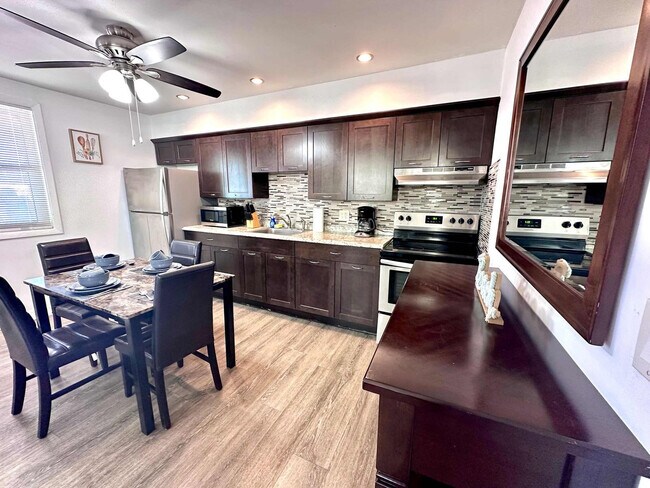 324 Van Buren St unit FL1-ID1358006P, Hollywood, FL 33019 - photo 6