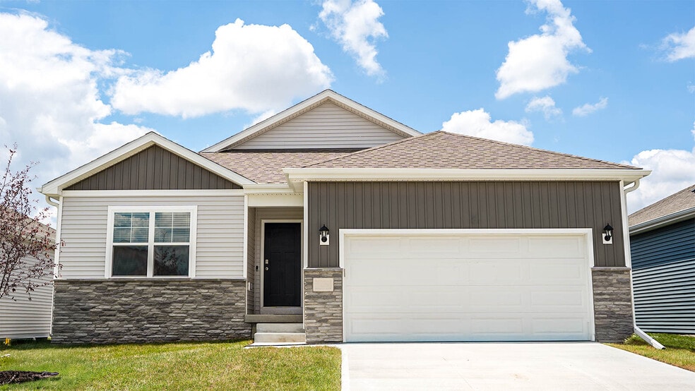 12930 S 66th Ave, Papillion, NE 68133 - photo 1