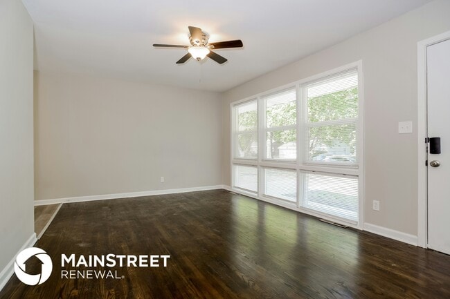 6401 E 149th St, Grandview, MO 64030 - photo 3