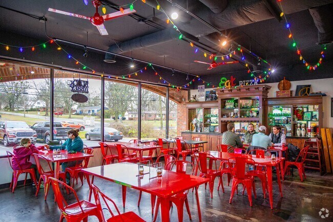 Yogi's Pizzeria has been delivering pizzas and serving Crieve hall since 2020.