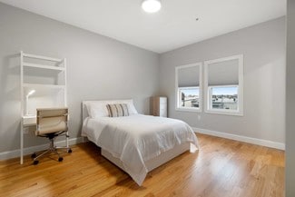 211 Princeton St Unit 1, Boston, MA 02128