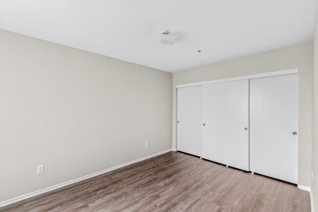 Harvard Yard and Glenmary Senior Affordable  Apartments, Los Angeles, CA 90047 - photo 4