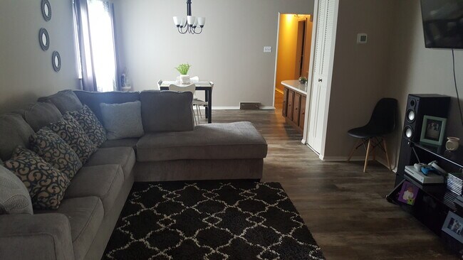 613 N 25th St unit 2, Allentown, PA 18104 - photo 4