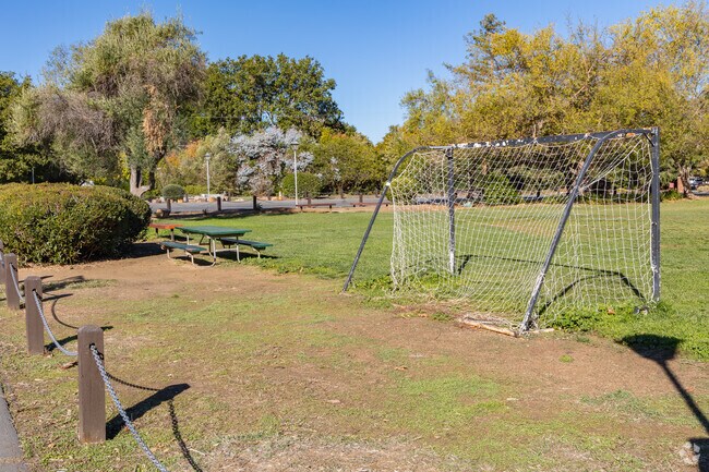 Heritage Academy is a great private school option for Los Altos children.