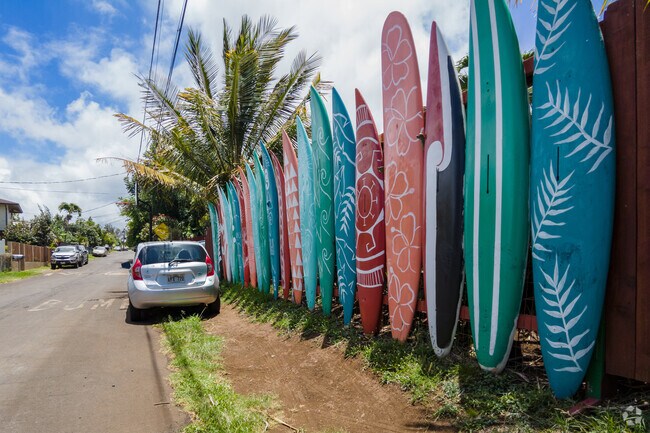 Haliimaile offers a relaxed upcountry vibe near Makawao.