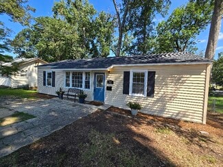 117 5th Ave, Clinton, SC 29325
