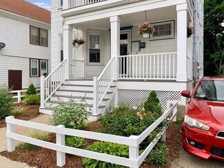 8 Wyvern St Unit 8, Boston, MA 02131