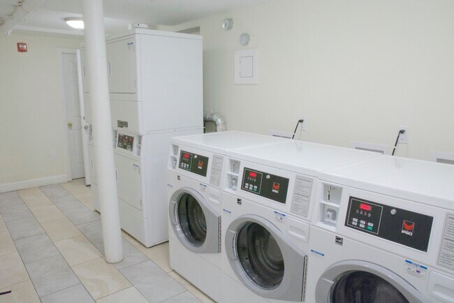 84 Fenway unit 2, Boston, MA 02115 - photo 4