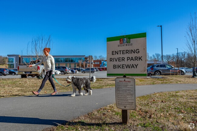 Brentwood YMCA Greenway connects to the River Park bikeway in Brentwood.