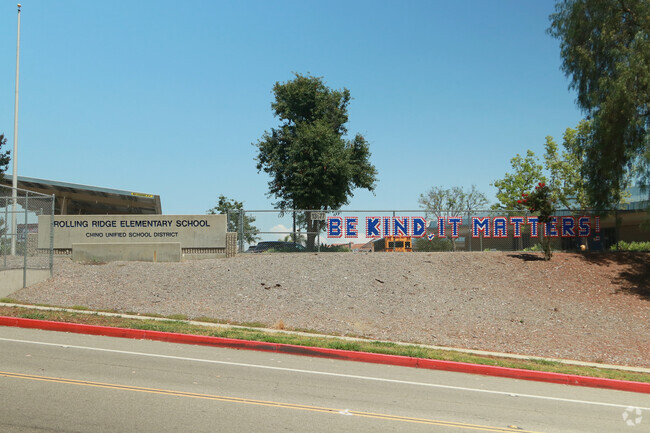 Rolling Ridge Elementary School in the Los Serranos neighborhood of California.