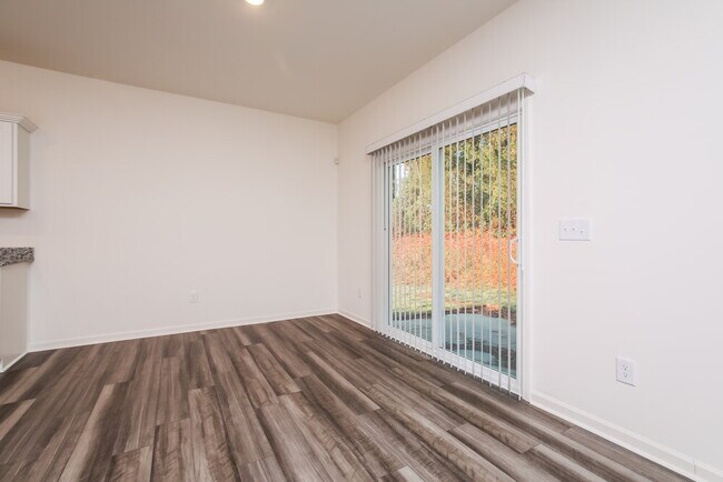 769 Shepard Rock Dr, Zebulon, NC 27597 - photo 6