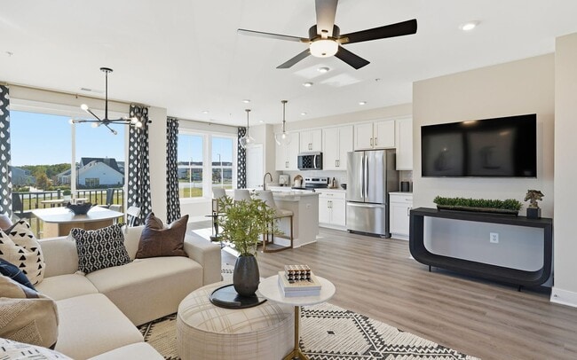 Cascades at Embrey Mill 55+, Amber Plan unit 36578966, Stafford, VA 22554 - photo 4