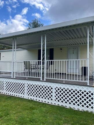744 Stanaford Rd Unit Traveling professional, Beckley, WV 25801