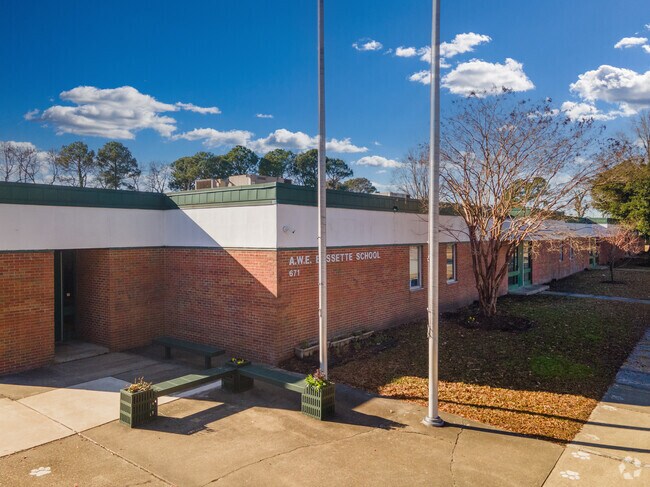 Bassette Elementary School serves grades K-5th grade in Westhampton.