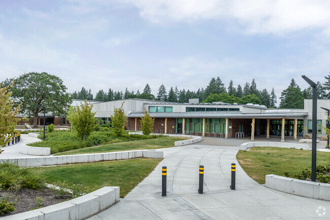 The Entrance to Lakeridge Middle School in Lake Oswego, OR.