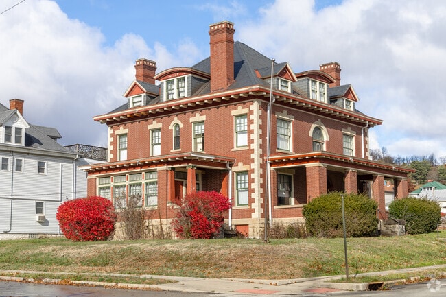 Classic American Foursquare homes are common in Waynesburg neighborhoods.