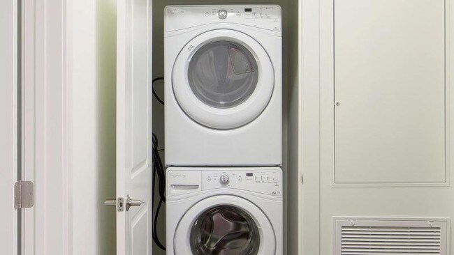 80 Fawcett St unit 2-331, Cambridge, MA 02138 - photo 7