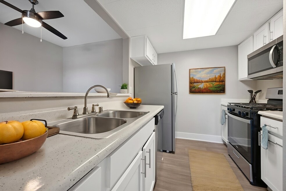 Prelude at the Park Apartments, Henderson, NV 89015 - photo 1