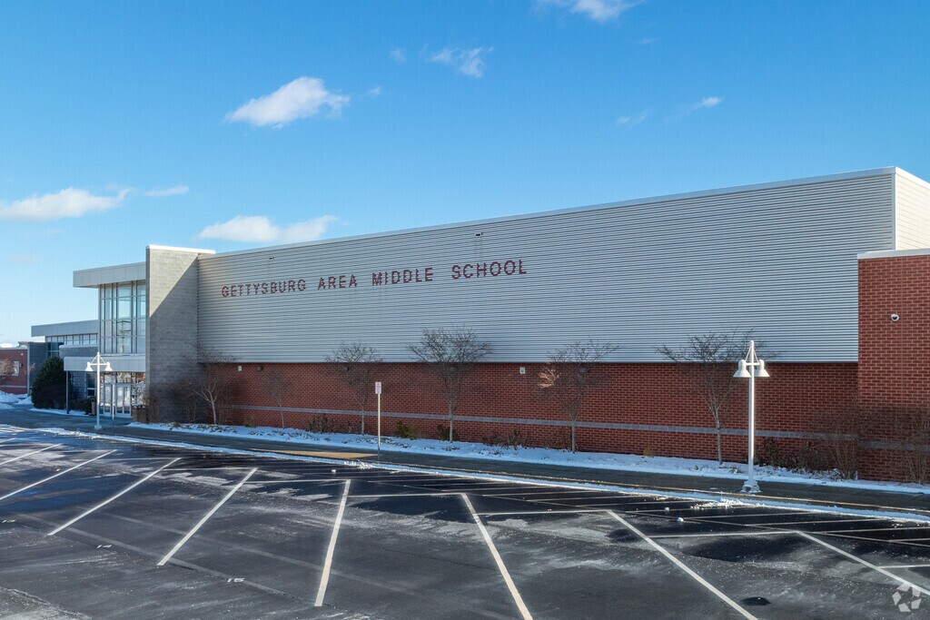 Gettysburg Area Middle School received an overall grade of an A- from Niche.