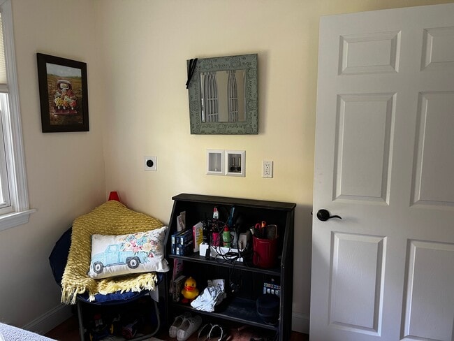 Spare Bedroom/Laundry Hook-up