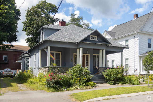 This bungalow is nestled in Broadway.