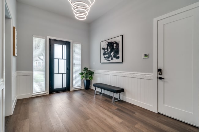 1010 W Avenue F, Garland, TX 75040 - photo 3