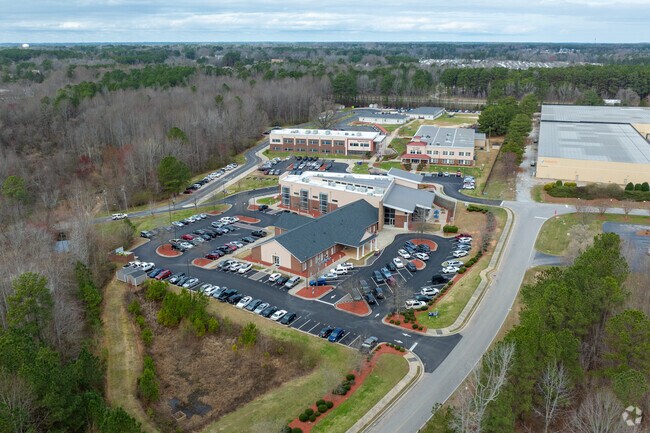East Wake Academy in Zebulon, NC offers a comprehensive education for students.