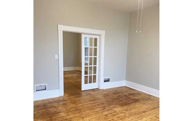 3210 Bishop St unit 3210-01, Cincinnati, OH 45220 - photo 6