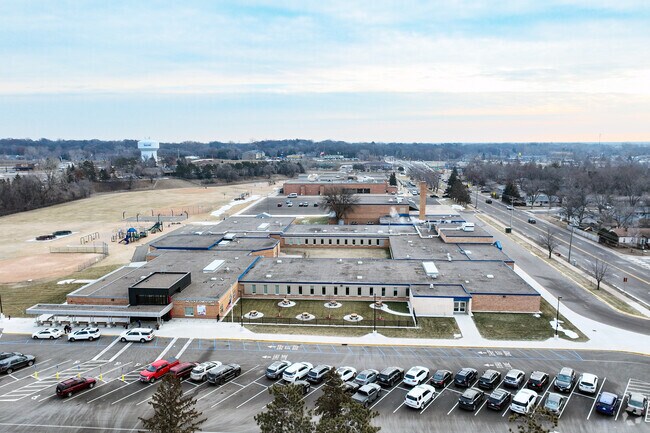 Elk River's Lincoln Elementary School serves students in grades K-5.