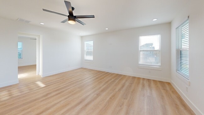 213 Twenty-First St, St. Augustine, FL 32084 - photo 2